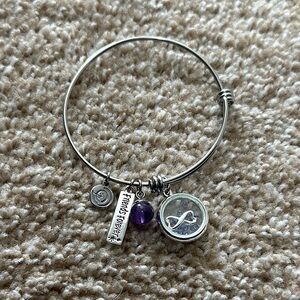 Silver “Friends Forever” Bangle Bracelet